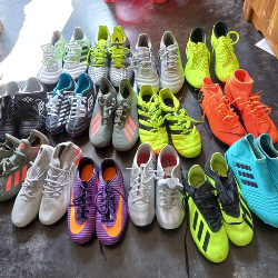 Football boots (ফুটবল বুট)