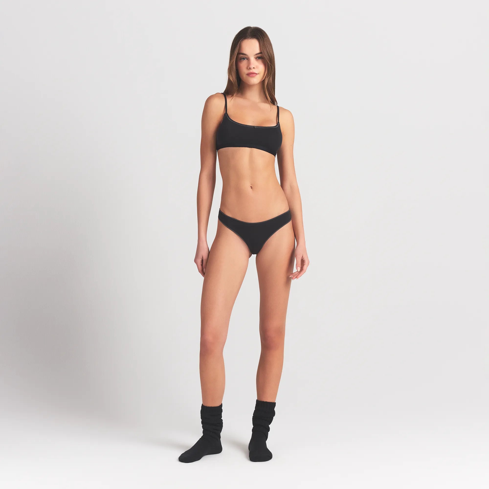 LIGHTWEIGHT COTTON THONG | SOOT TONAL thumbnail 2