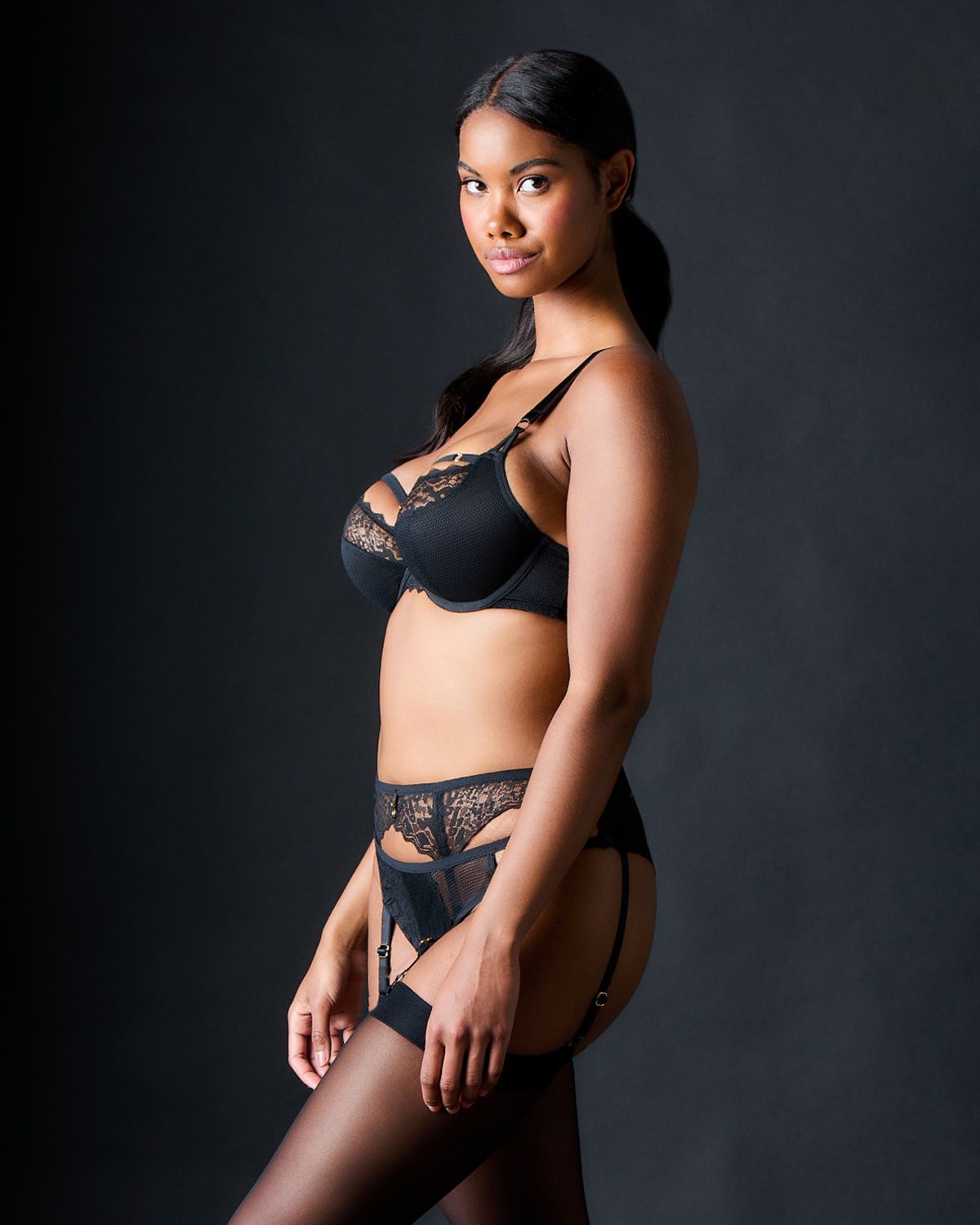 Temptress Underwire Plunge Bra thumbnail 3