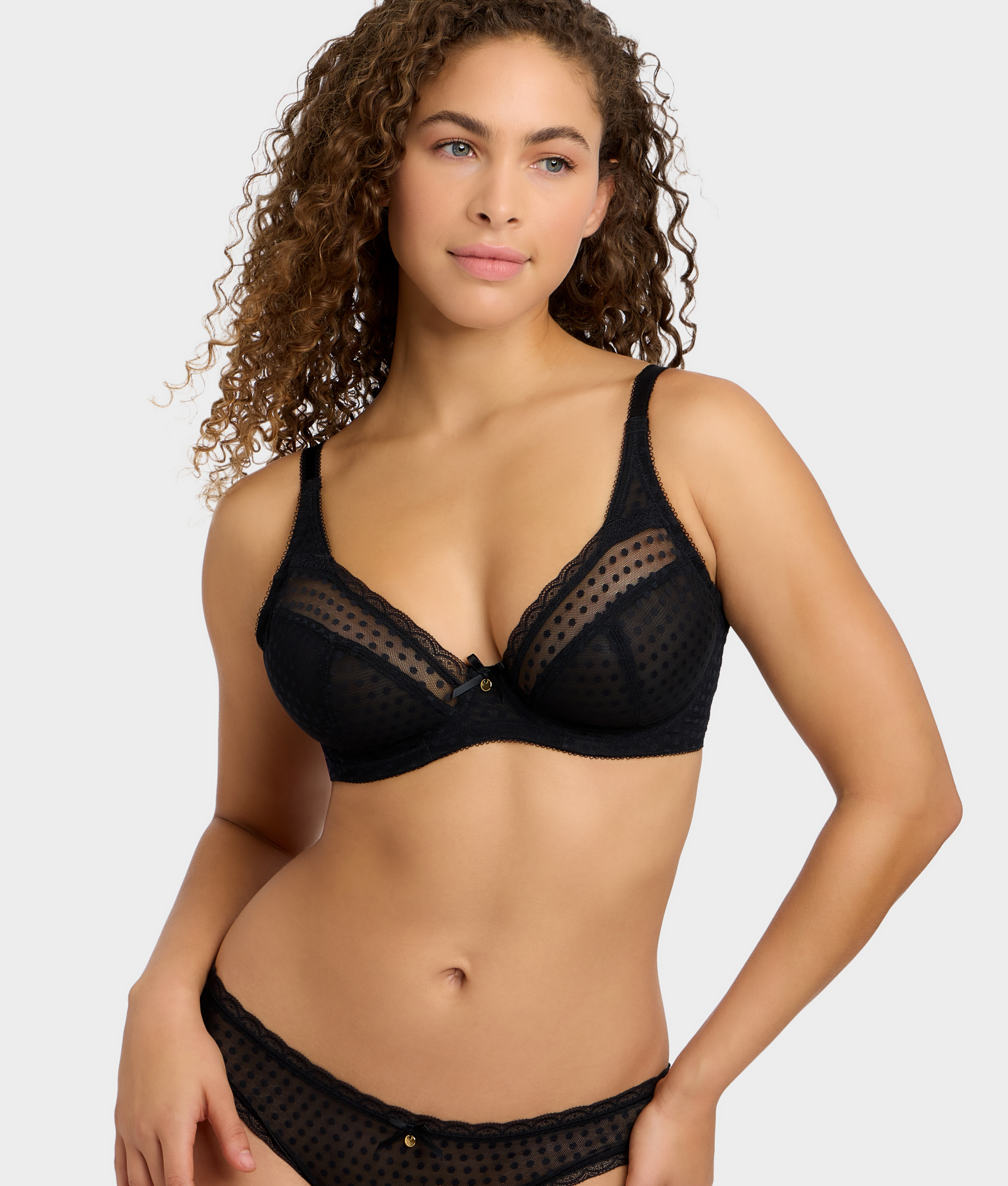 Spot-Light Plunge Bra