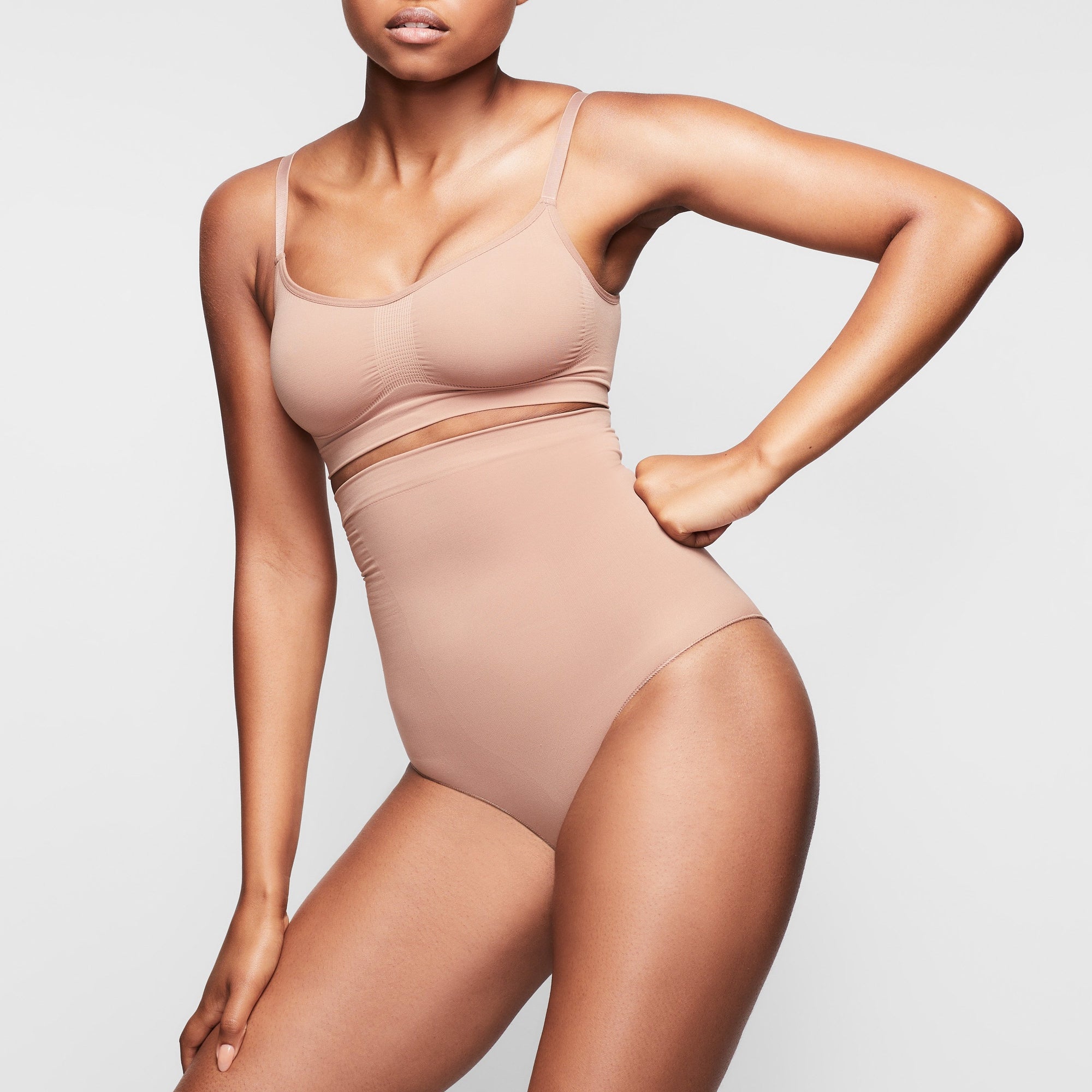 SEAMLESS SCULPT HIGH-WAISTED BRIEF | SIENNA thumbnail 3