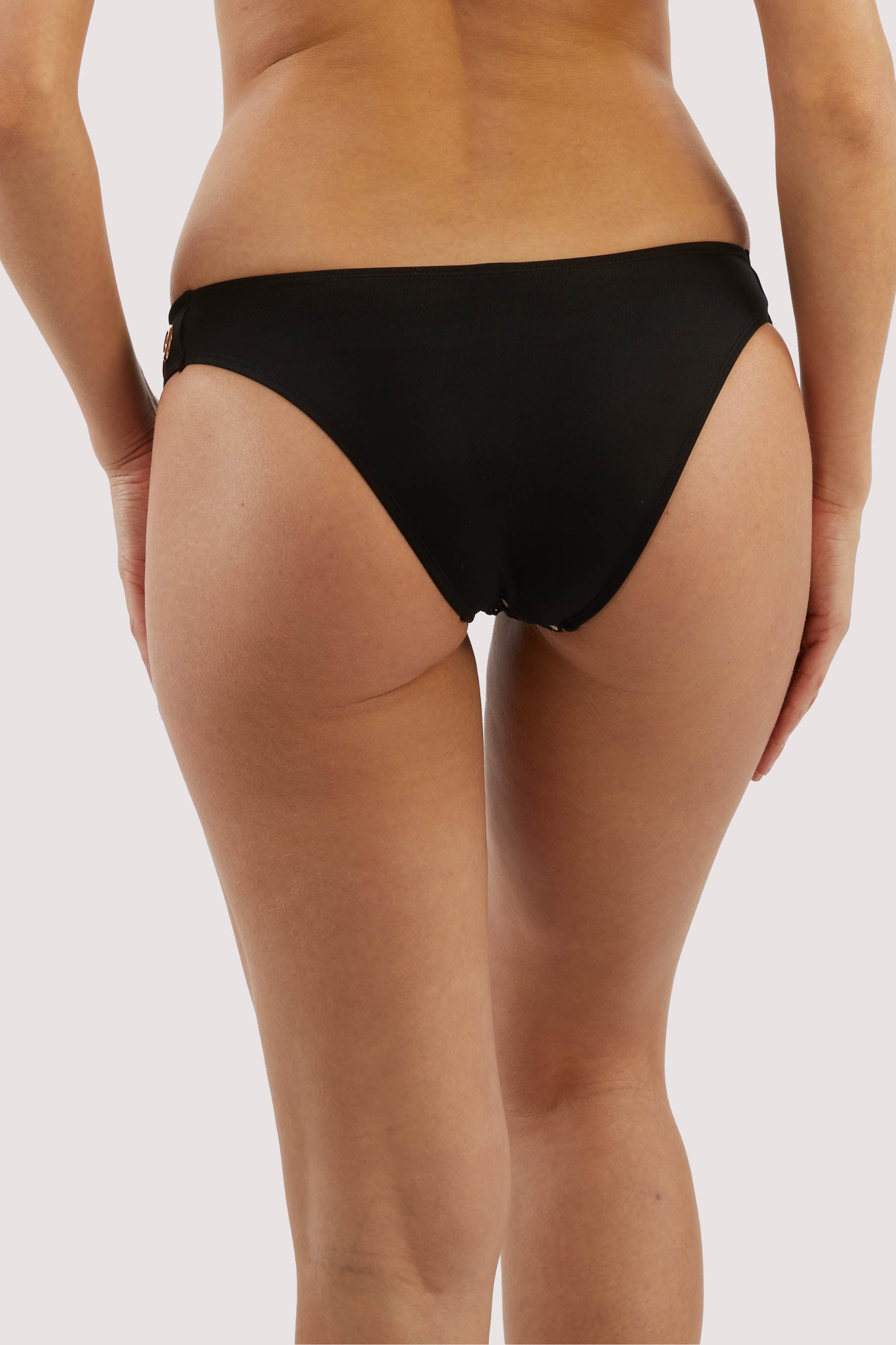 Wolf & Whistle Eyelet hipster bikini brief thumbnail 3