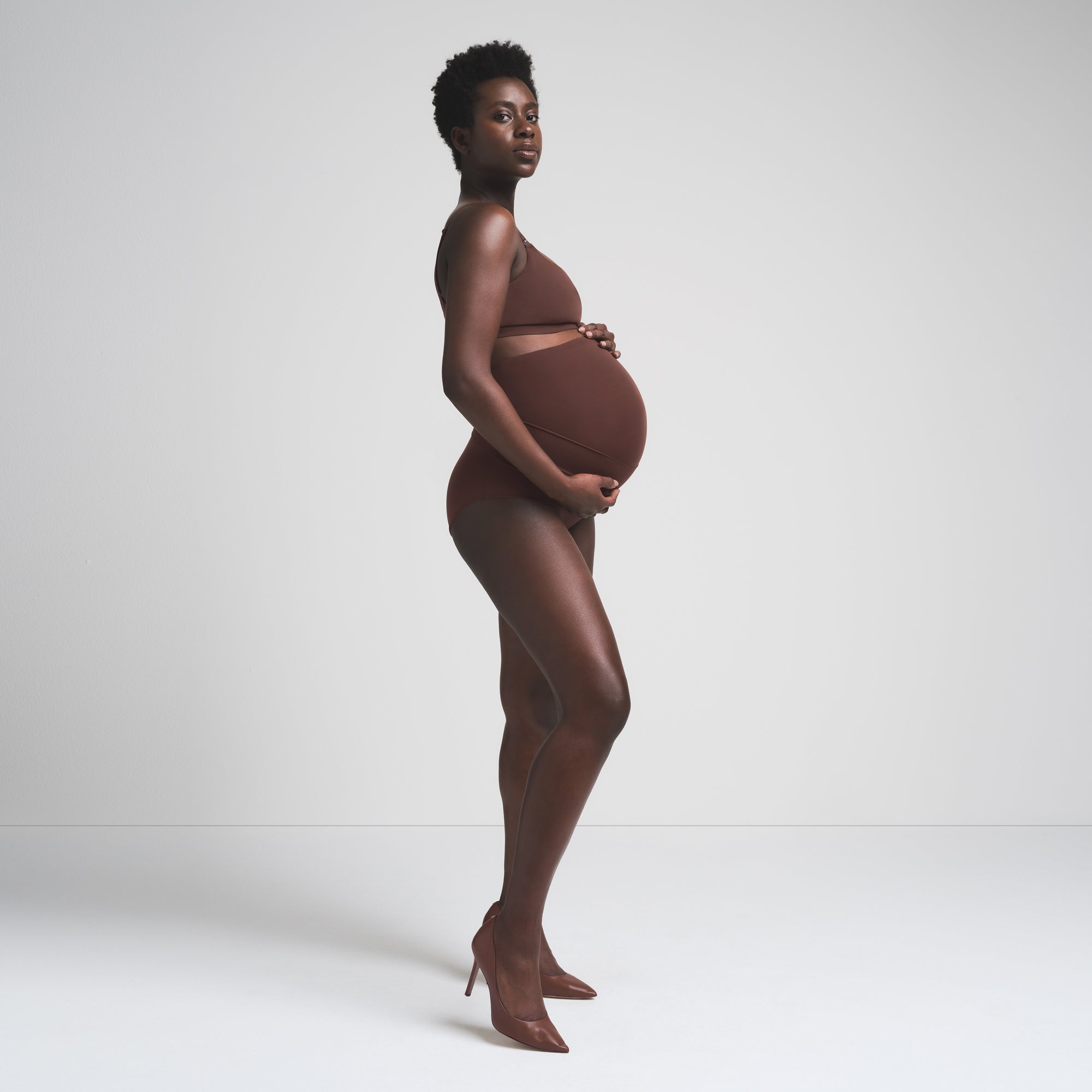 FITS EVERYBODY MATERNITY BANDED HIGH-WAISTED BRIEF | COCOA thumbnail 2