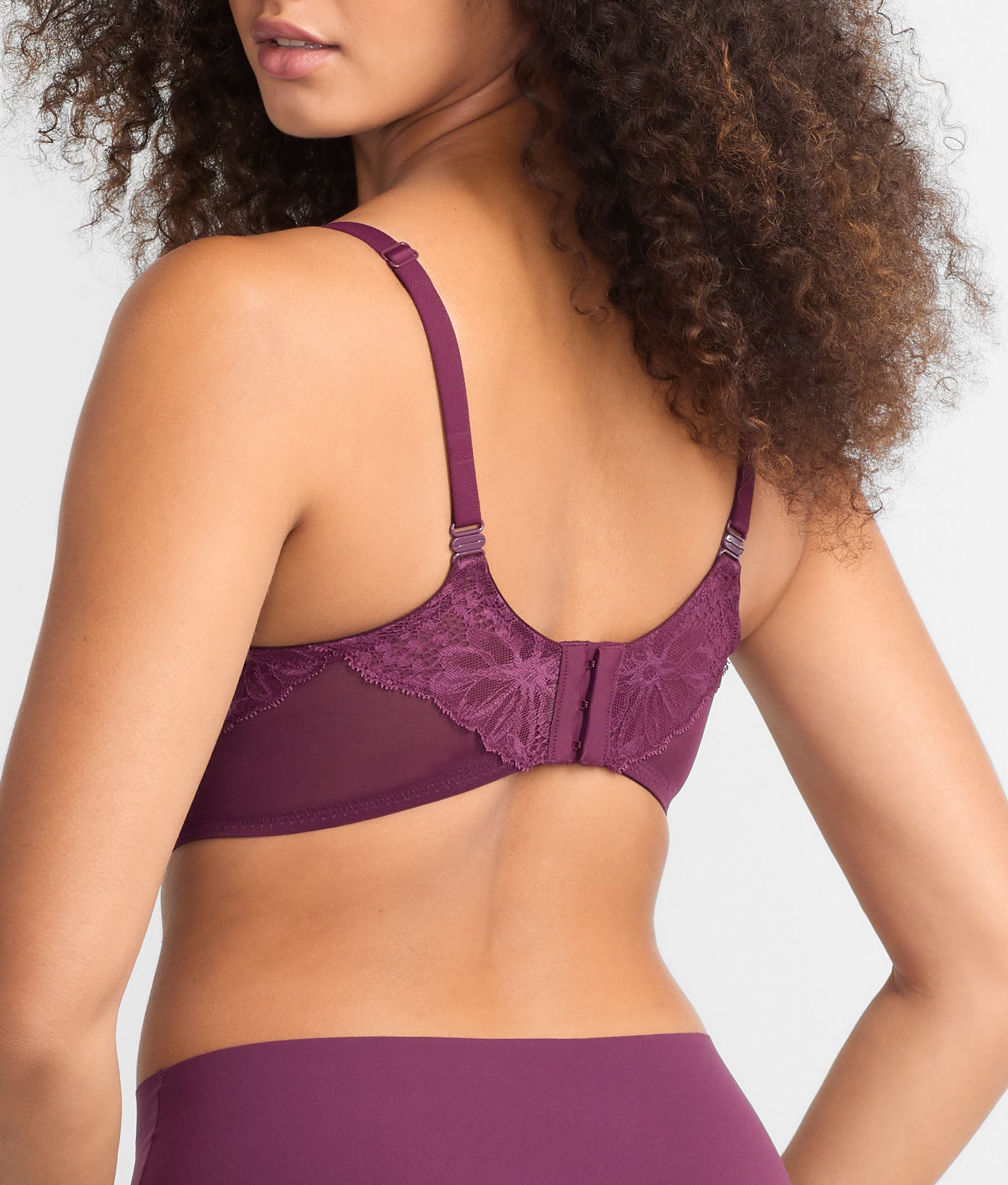 Lightly Lined Lace Plunge Bra thumbnail 3