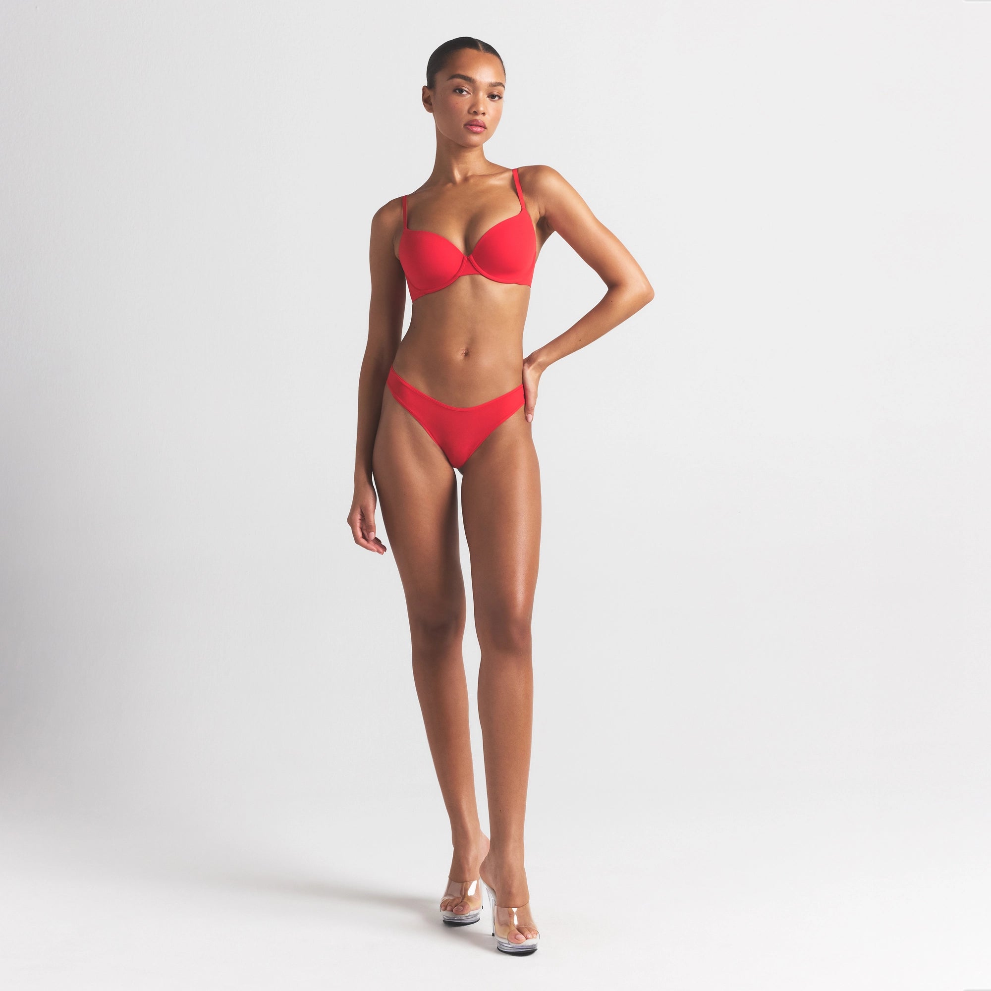 FITS EVERYBODY T-SHIRT BRA | CHERRY thumbnail 2