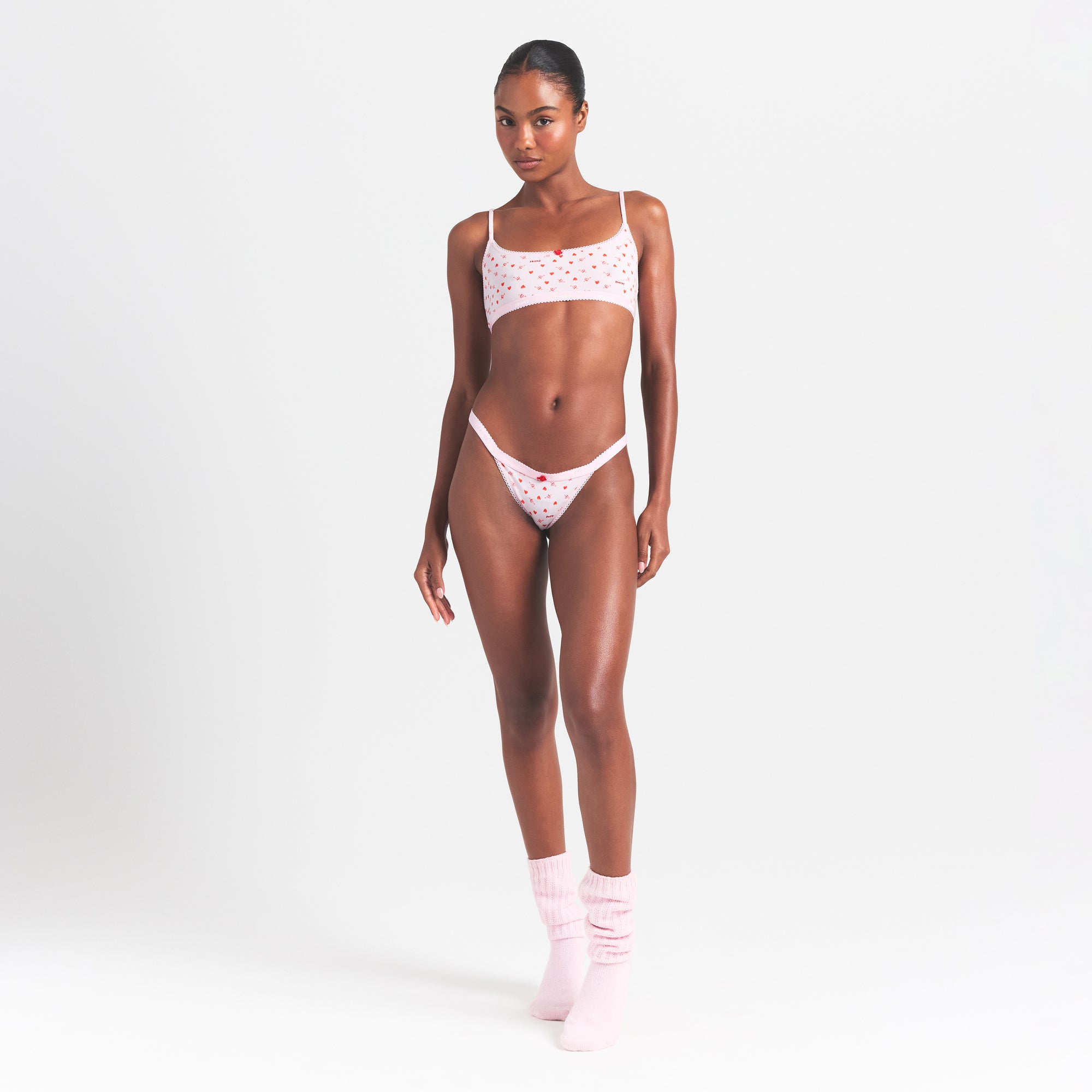 LIGHTWEIGHT COTTON LOGO PICOT THONG | BABY PINK ARROWED HEARTS thumbnail 2