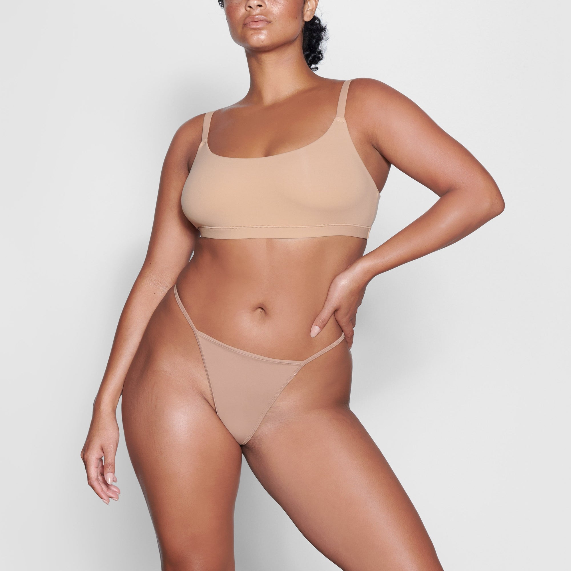 FITS EVERYBODY T-STRING THONG | OCHRE thumbnail 2