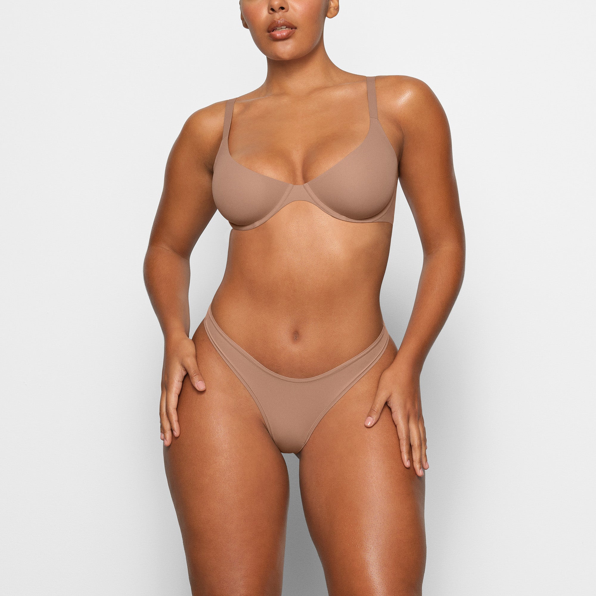 FITS EVERYBODY PLUNGE BRA | SIENNA thumbnail 2