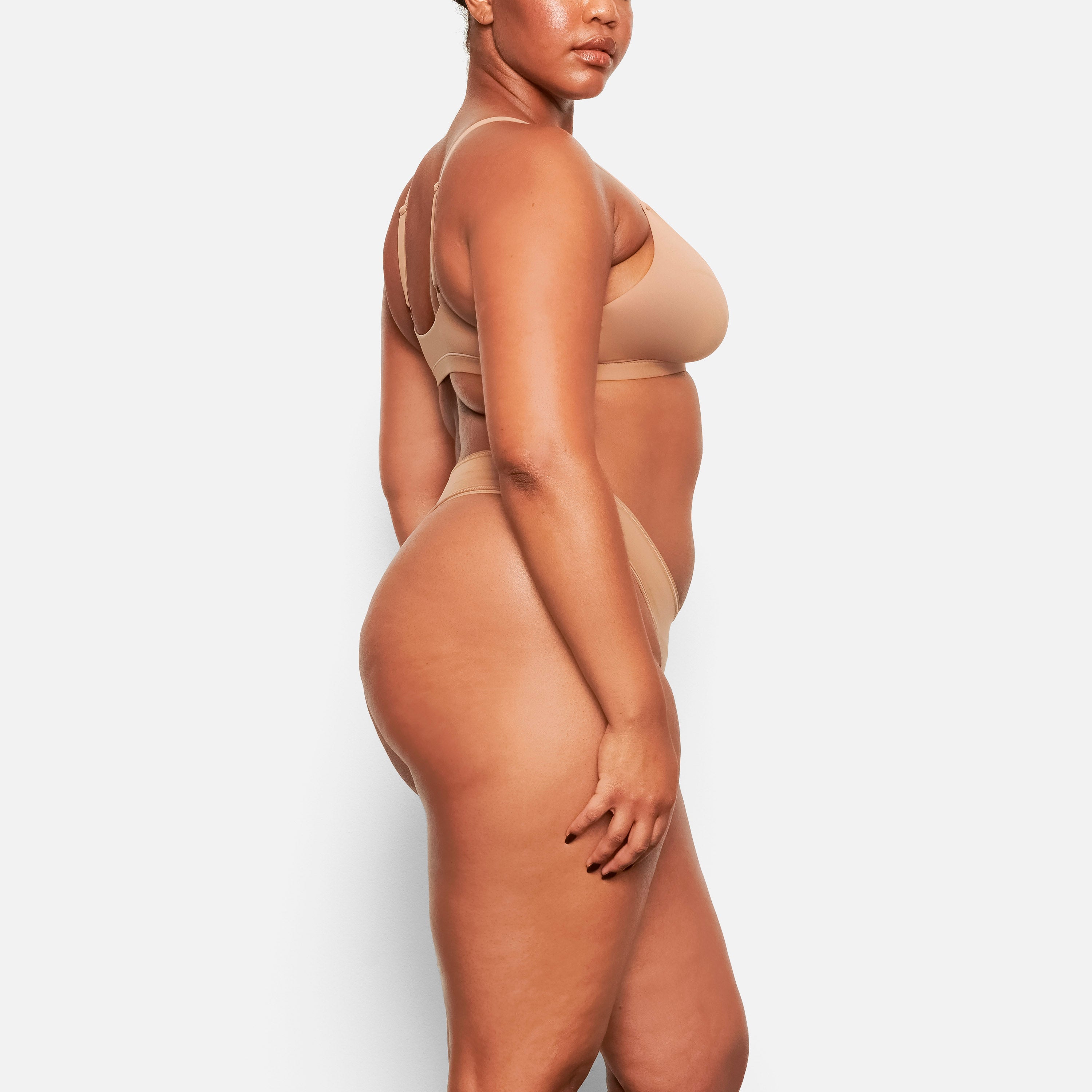 FITS EVERYBODY DIPPED FRONT THONG | SIENNA thumbnail 3