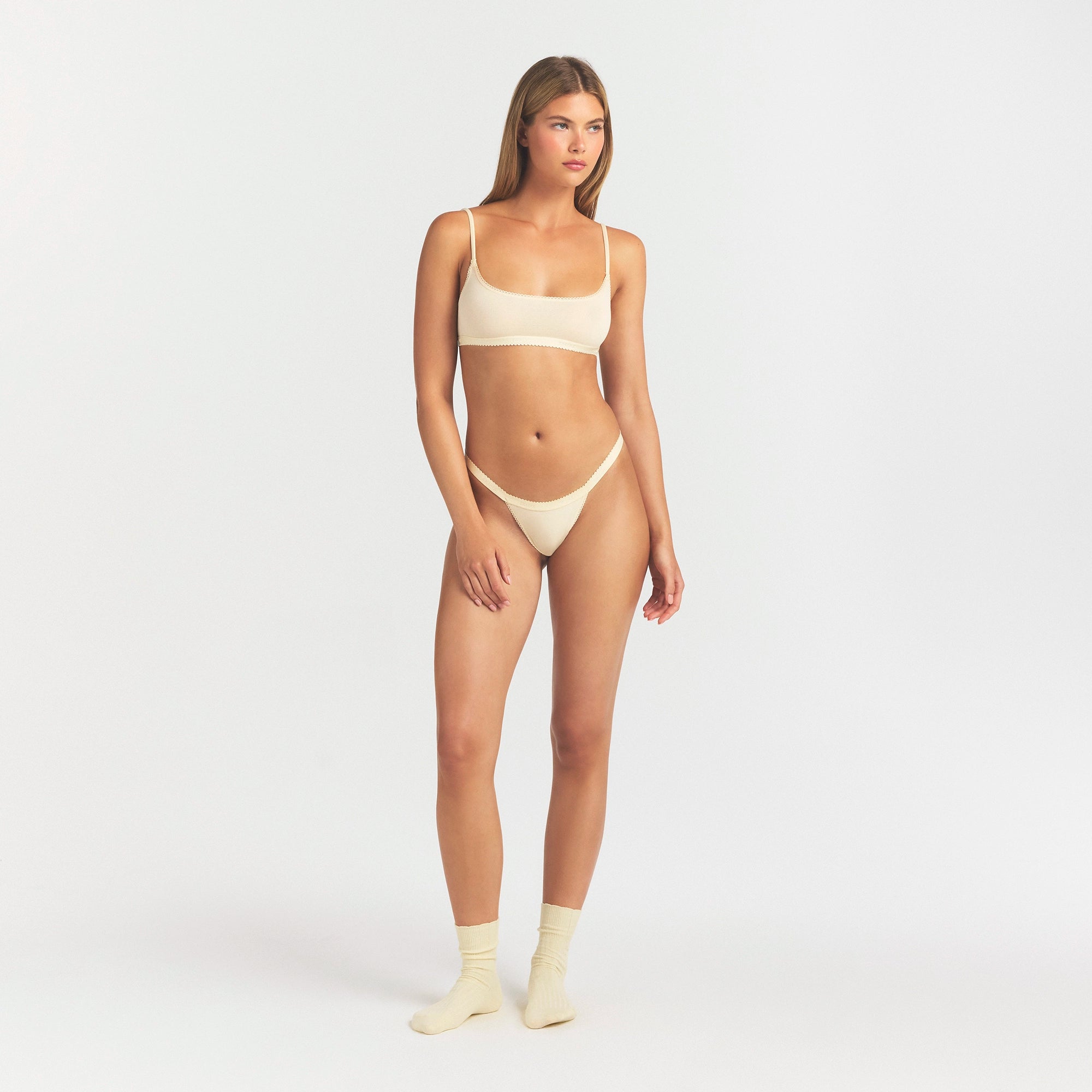 LIGHTWEIGHT COTTON LOGO PICOT THONG | BUTTER TONAL thumbnail 2