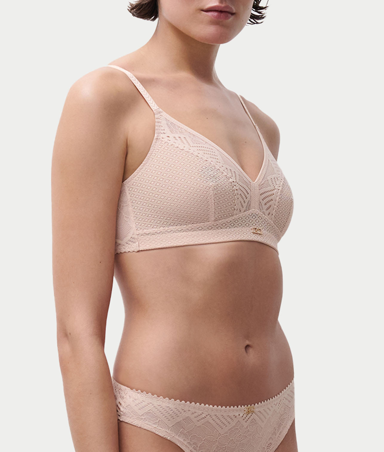 Origins Lace Full Support Wire-Free Bra thumbnail 3