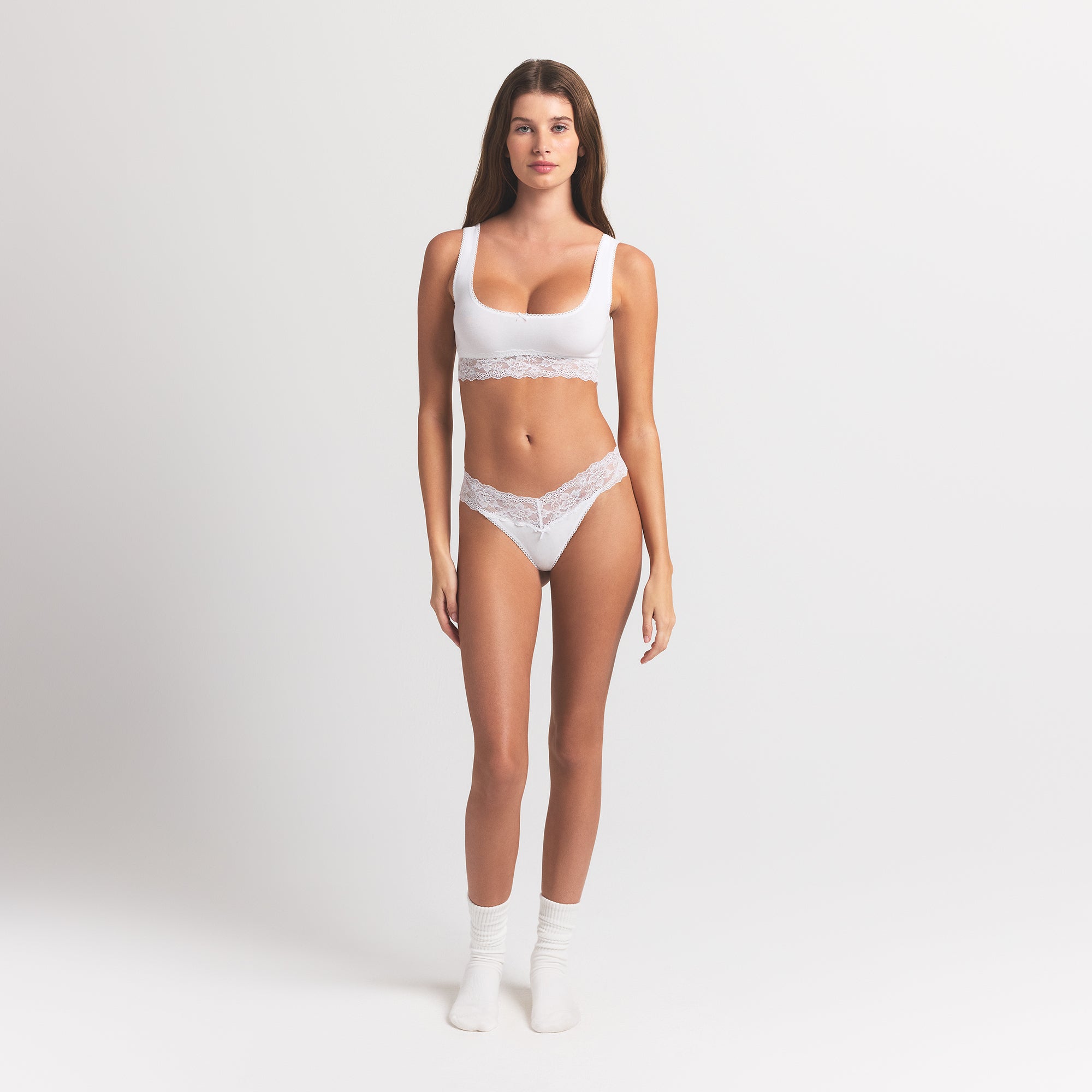 LIGHTWEIGHT COTTON WIDE LACE THONG | SNOW thumbnail 2