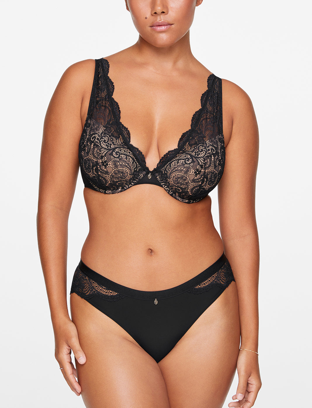 Lace Contour Plunge Bra thumbnail 2