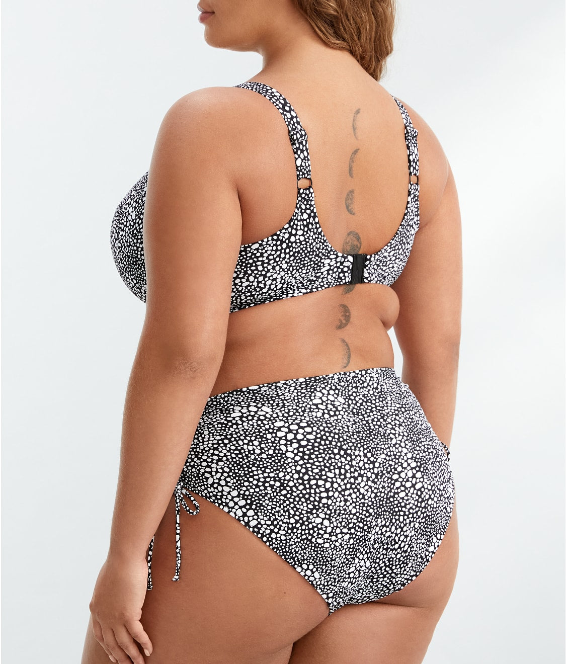 Plus Size Pebble Cove Plunge Bikini Top thumbnail 2