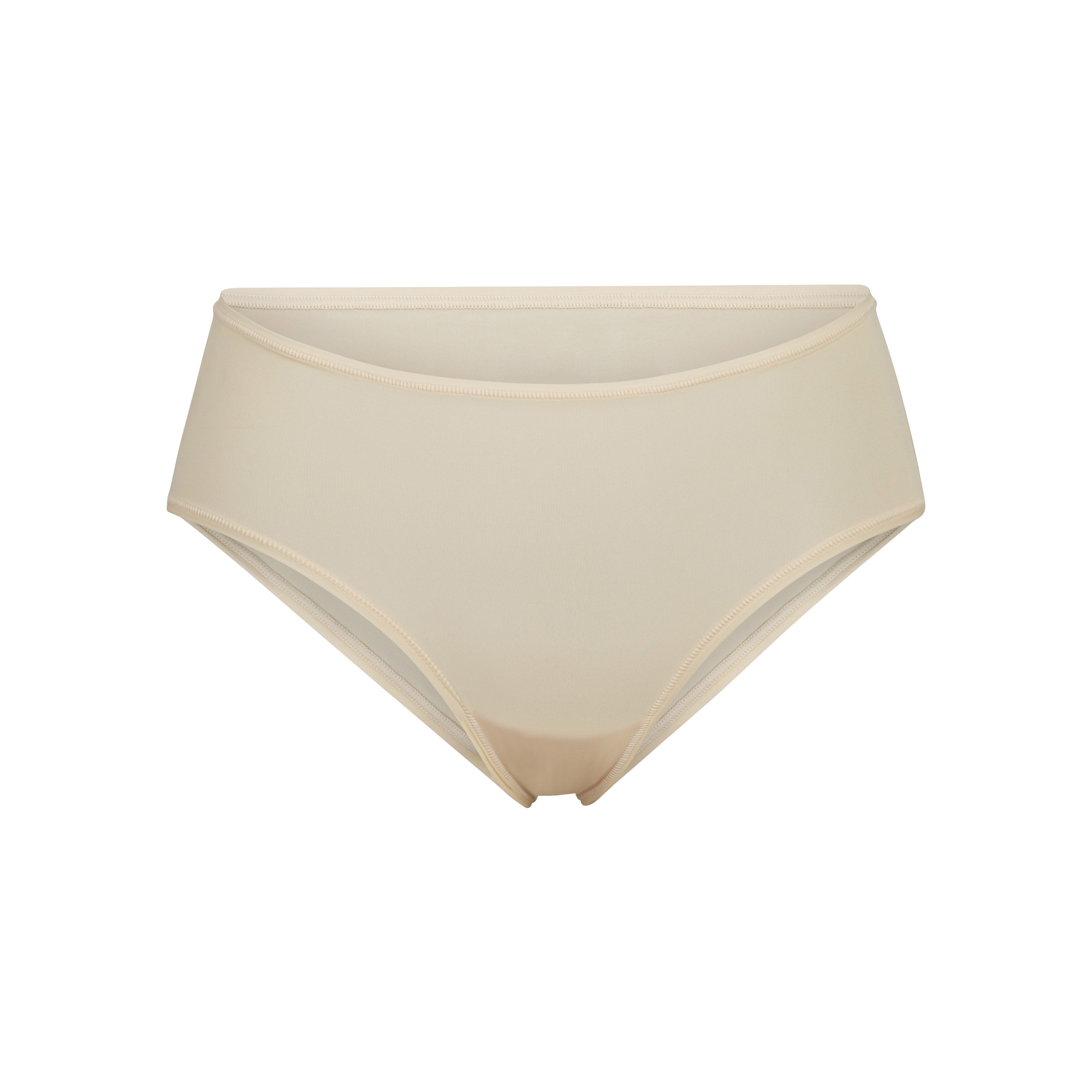FITS EVERYBODY BRIEF | SAND