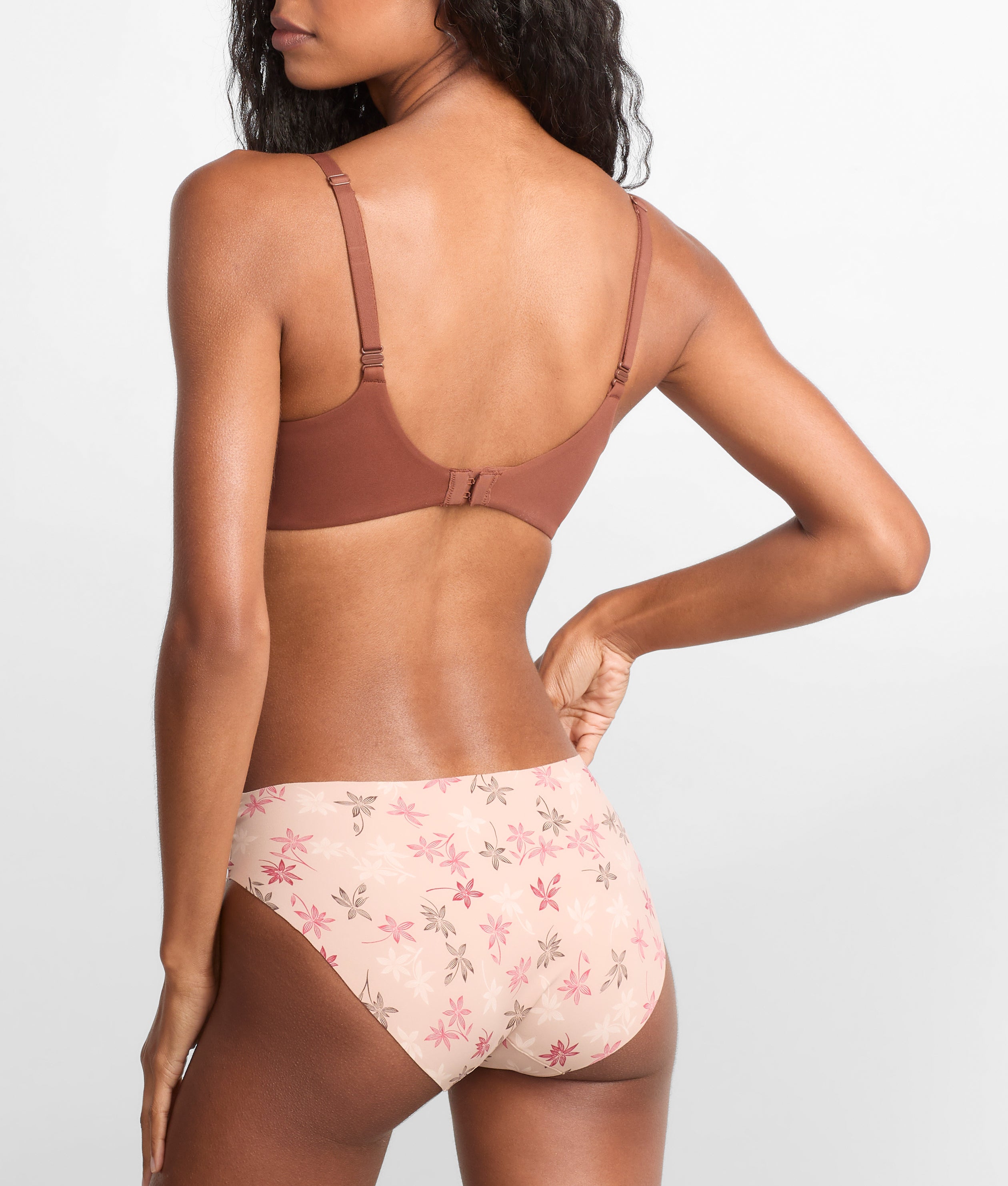 The Easy Everyday No Show V-Kini thumbnail 2