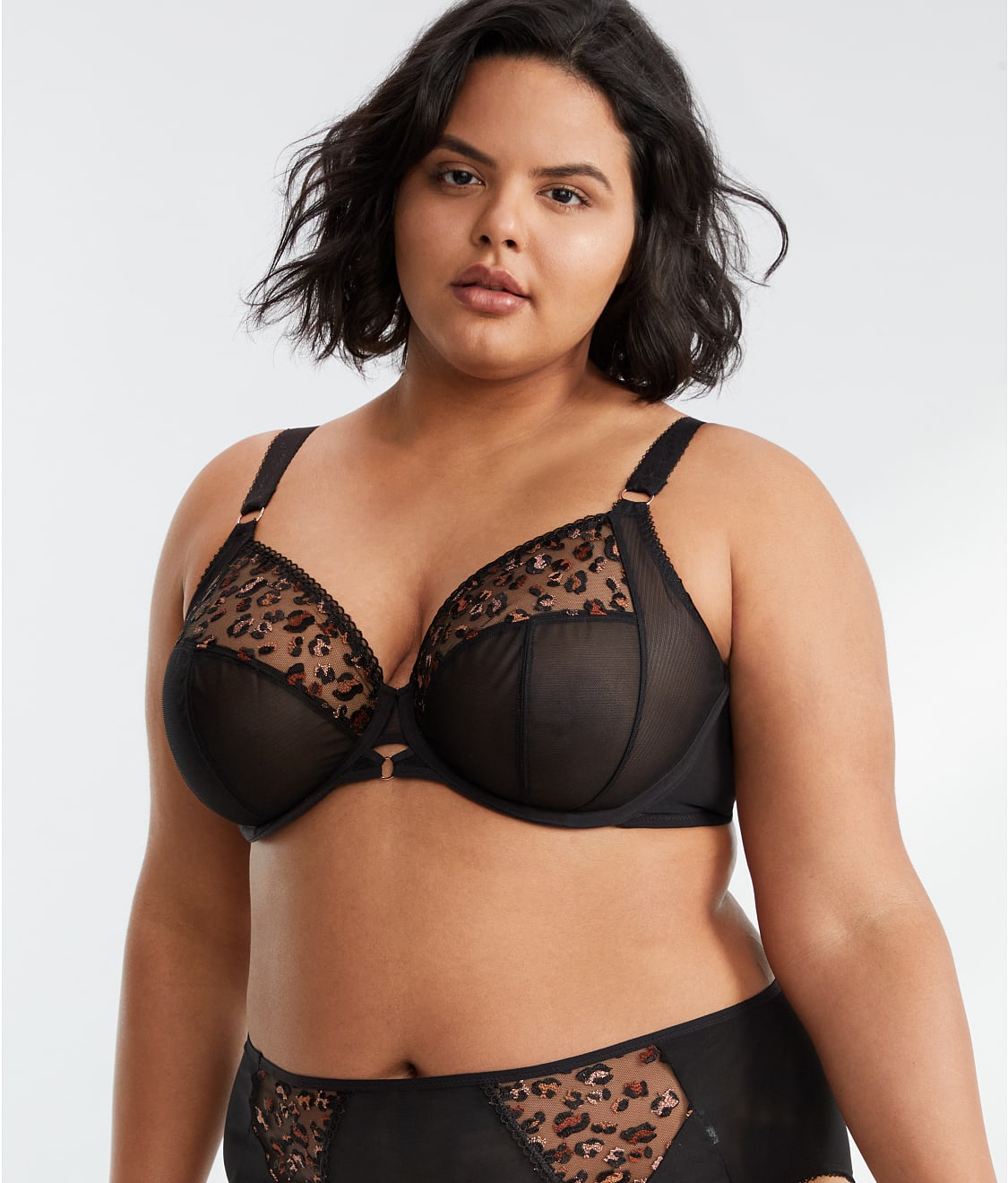 Namrah Plunge Bra