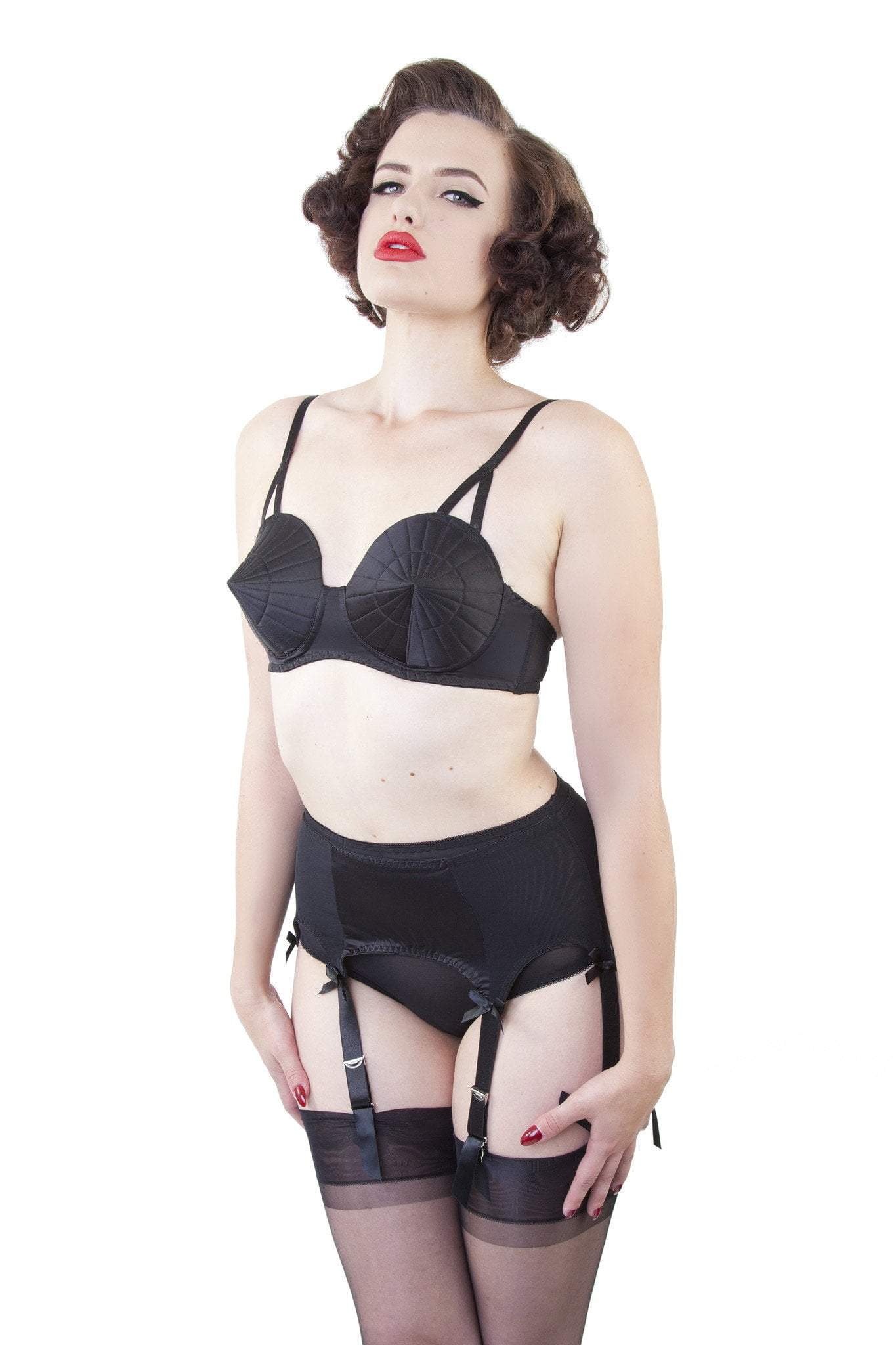 Classic Suspender Belt thumbnail 2