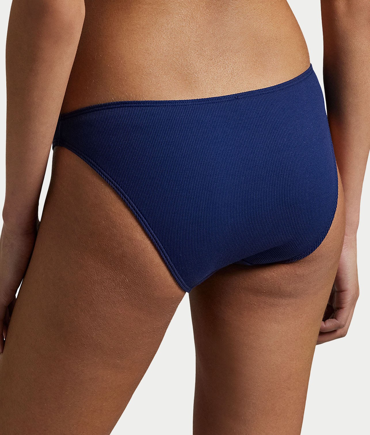 Essentials Bikini thumbnail 2