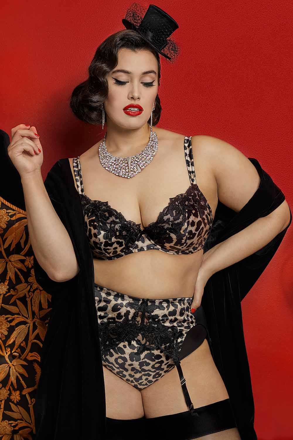 Millicent Leopard Curve Suspender Belt thumbnail 2