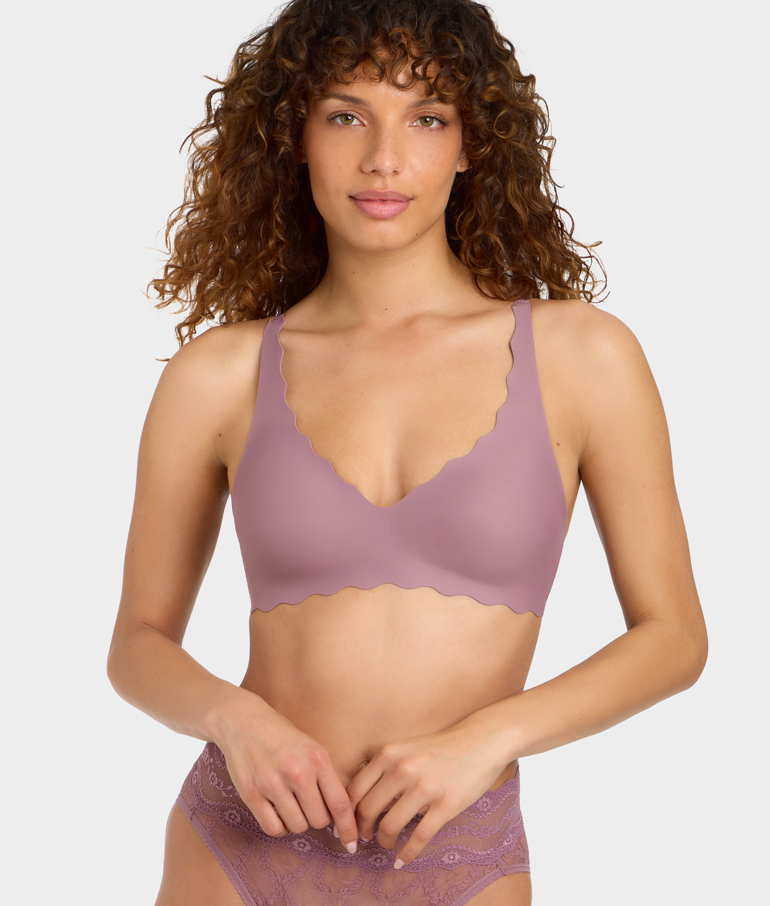 b.Wow'd Convertible Wire-Free Bra