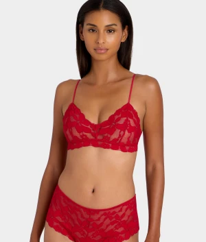 Feeling Famous Bralette