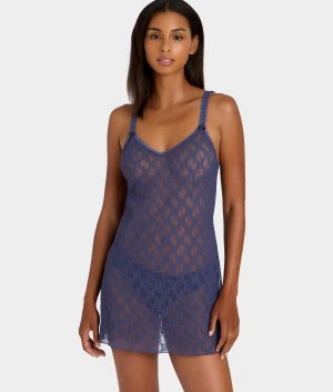 Lace Kiss Chemise